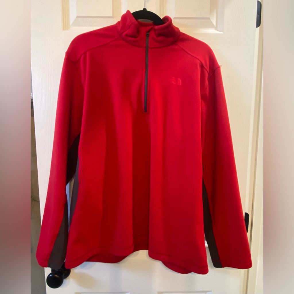 Tnf Pull Over
